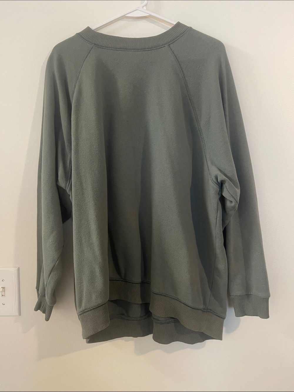 American Eagle Sweatshirt